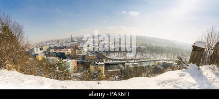 Cluj-Napoca Stadtbild Blick von oben im Winter Stockfoto