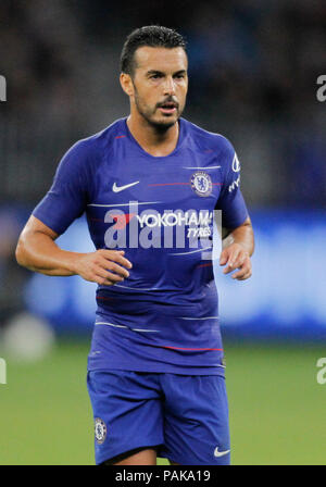 Optus Stadion, Perth, Australien. 23. Juli 2018. Vor Jahreszeit Fußball freundlich, Perth Glory gegen Chelsea; Pedro von Chelsea fährt in Position während der ersten Hälfte der Credit: Aktion plus Sport/Alamy leben Nachrichten Stockfoto