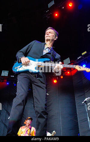 Edmonton, Alberta, Kanada. 22. Juli, 2018. Scott Totten führt mit den Beach Boys bei K-Tage in Edmonton. Credit: Ron Palmer/SOPA Images/ZUMA Draht/Alamy leben Nachrichten Stockfoto