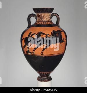 Terrakotta preis Panathenaic Amphora (jar). Kultur: Griechisch, Dachboden. Abmessungen: H. 25 in. (63,5 cm). Datum: Ca. 510 v. Chr.. Vorderseite, Athena Rückwärts, Pferd Rennen diese Darstellung von einem Pferd Rennen schließt den POST-Kennzeichnung die Umdrehung in den Kurs. Museum: Metropolitan Museum of Art, New York, USA. Stockfoto