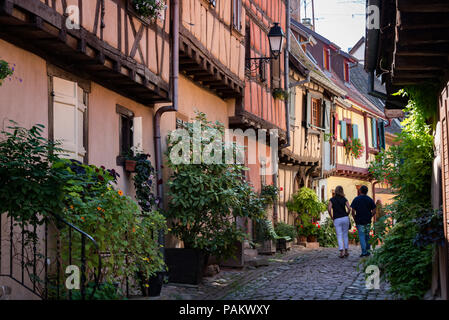 Die malerische Besuch von Eguisheim im Elsass von Frankreich Stockfoto