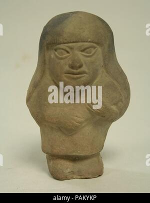Ständigen Keramik Figur. Kultur: Moche. Abmessungen: H x W: 4 3/4 x 3 in. (12,1 x 7,6 cm). Datum: 3.-5. Jh.. Museum: Metropolitan Museum of Art, New York, USA. Stockfoto