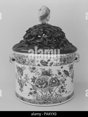 Brush Pot. Kultur: China. Abmessungen: H. 6 5/8 in. (16,8 cm); Durchm. 8 1/2 in. (21,6 cm). Museum: Metropolitan Museum of Art, New York, USA. Stockfoto