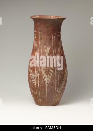 Weißes Kreuz - gezeichnete Steinzeug Vase mit Anlagenkonzepte. Abmessungen: H: 28 cm (11 in.); Durchmesser: 11.1 cm (4 3/4 in.). Datum: Ca. 3900-3700 v. Chr.. Museum: Metropolitan Museum of Art, New York, USA. Stockfoto