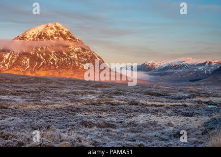 Die Buachaille Etive Mor am Glen Etive, Argyll, Highlands, Schottland, Großbritannien, Europa. Stockfoto