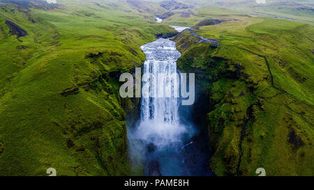 Skógafoss Wasserfall, Island Stockfoto