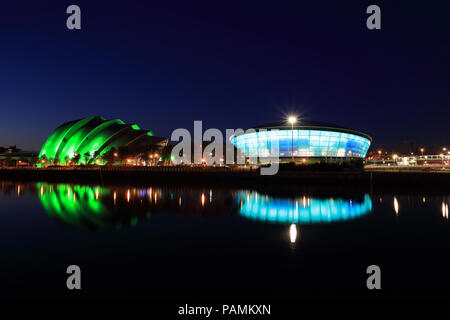 Glasgow Armadillo und der Hydro bei Nacht Stockfoto