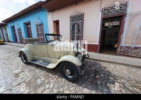 Ein Jahrgang 1920 des amerikanischen Ford Modell A als Taxi in die UNESCO-Weltkulturerbe Stadt Trinidad, Kuba. Stockfoto