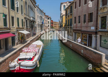 Venedig, Italien - mit seinen berühmten Grachten, Venedig ist eine der schönsten und beliebtesten Reiseziele in Italien. Hier insbesondere die Altstadt Stockfoto