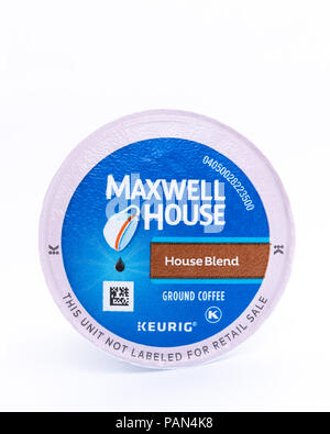 Eine Portion K-padhalter von Maxwell House - Haus Mischung Röstung Arabica Kaffee für den Einsatz in K-Schale Keurig Brewers. Stockfoto