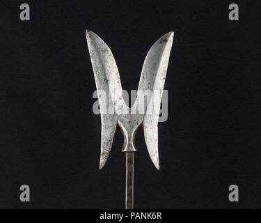 Pfeilspitze (Yanone). Kultur: Japanisch. Abmessungen: L 9 5/8 in. (24,4 cm); L. von Kopf 3. (7,6 cm); W. 2. (5,1 cm); Wt. 1.8 oz. (51 g). Datum: 18. Museum: Metropolitan Museum of Art, New York, USA. Stockfoto