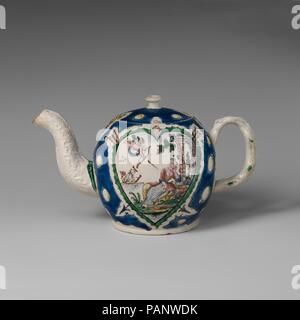 Teekanne. Kultur: British, Staffordshire. Abmessungen: Höhe: 4 cm. (11,1 cm). Datum: Ca. 1760. Museum: Metropolitan Museum of Art, New York, USA. Stockfoto