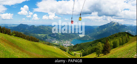 Österreich, Salzburger Land, Salzkammergut, St. Gilgen, den Wolfgangsee, Zwoelferhorn Seilbahn Stockfoto