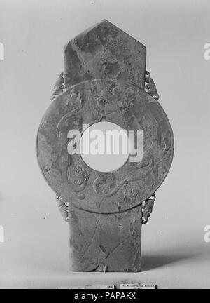 Guibi. Kultur: China. Abmessungen: H. 9 3/8 in. (23,8 cm); W. 5 1/8 in. (13 cm). Datum: 18. Museum: Metropolitan Museum of Art, New York, USA. Stockfoto