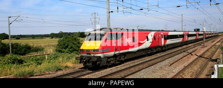 LNER Zug 82217, London und North Eastern Railway, East Coast Main Line Railway, Peterborough, Cambridgeshire, England, Großbritannien Stockfoto