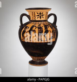 Terrakotta Neck-Amphora (Storage jar). Kultur: Griechisch, Dachboden. Abmessungen: H. 13 11/16 in. (34,7 cm) Durchmesser Fuß 4 13/16-in. (12,2 cm) Durchmesser der Öffnung 6 1/8 in. (15,5 cm). Datum: Ca. 550-540 v. Chr.. Vorder- und Rückseite, Dionysos, Satyrn und Mänaden. Museum: Metropolitan Museum of Art, New York, USA. Stockfoto