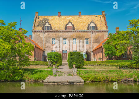 Kulla Gunnarstorp Castle ist ein Schloss in der Gemeinde Helsingborg, Scania, im Süden von Schweden. Das alte Schloss wurde im 16. Jahrhundert von Jorgen O gebaut Stockfoto