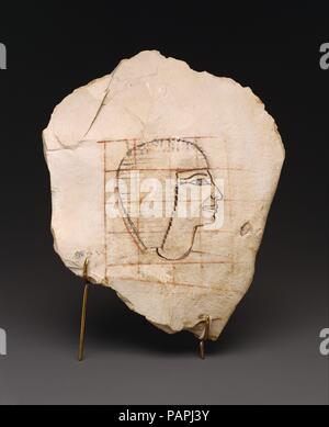 Artist's vermaschten Skizze des Senenmut. Abmessungen: h. 22,5 cm (8 7/8 in.); w. 18 cm (7 1/16 in.); Th. 3,3 cm (1 3/8 in). Dynastie: Dynasty 18. Herrschaft: gemeinsame Herrschaft von Hatschepsut und Thutmosis III. Datum: Ca. 1479-1458 v. Chr.. Diese vermaschte Skizze von einem Mann, der eine kurze Perücke zweifellos zeigt Senenmut, einer der am meisten geschätzten Beamten Hatschepsut. Seine Ernennung für eine große Anzahl von wichtigen Ämter, wie Verwalter des Gottes Amun von Karnak, ermöglichte ihm die Ausgrabung einer aufwendigen Grabkunst Komplex, bestehend aus einer mit Kapelle (TT71) und ein Grab (TT353) nicht weit von der Hatschepsut templ zu leisten, Stockfoto