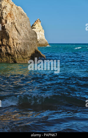 Drei Brüder Strand Praia dos Tres Irmaos. Algarve, Portugal Stockfoto