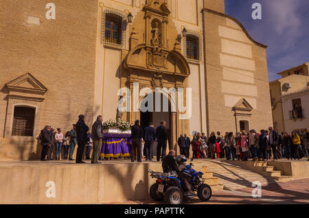 Basílica Menor de Nuestra Señora de las Mercedes, kleine Stadt in Spanien feiert Ostern Parade, Semana Santa, die Karwoche, Oria Almeria Andalusien Spanien Stockfoto