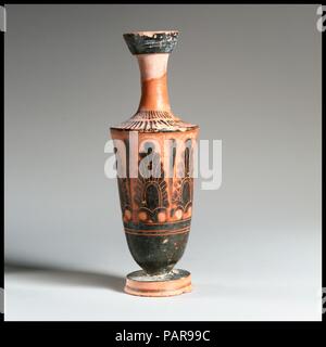 Lekythos. Kultur: Griechisch, Dachboden. Abmessungen: H 16.21 cm.. Datum: 1. Quartal 5. Jahrhundert v. Chr.. Museum: Metropolitan Museum of Art, New York, USA. Stockfoto