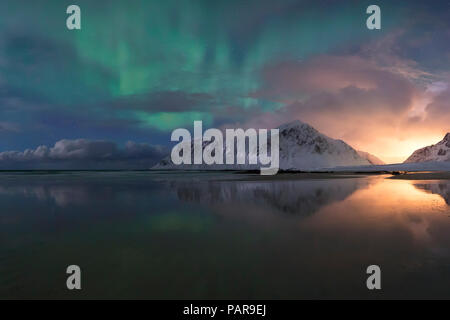 Norwegen, Lofoten, Vareid, Flakstad, Utakleiv Stockfoto