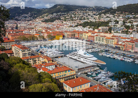 Frankreich, Provence-Alpes-Cote d'Azur, Nizza, Port Lympia Stockfoto