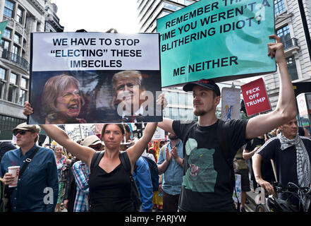 Anti Trump Protest bei seinem Besuch in London. Das Zentrum von London vom 13. Juli 2018 Stockfoto
