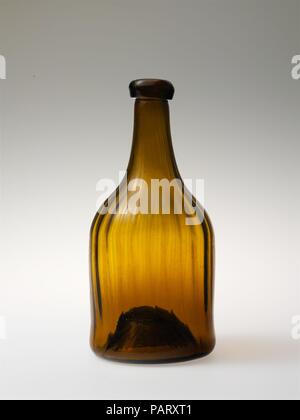 Flasche. Kultur: American. Abmessungen: H. 8 1/2 in. (21,6 cm). Datum: 1810-30. Museum: Metropolitan Museum of Art, New York, USA. Stockfoto