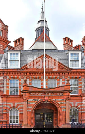 Teil des alten kreuzförmigen roten Ziegelgebäudes und Terrakottafelds am University College London UCL Wolfson Institute for Biomedical Research England UK Stockfoto