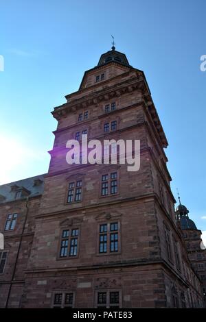 Glockenturm von Schloss Johannisburg in Aschaffenburg, Deutschland Stockfoto