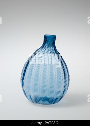 Tasche Flasche. Kultur: American. Abmessungen: H.6. (15,2 cm). Datum: 1815-40. Museum: Metropolitan Museum of Art, New York, USA. Stockfoto