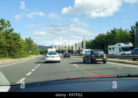 Autos auf Edinburgh City Umgehungsstrasse Stockfoto