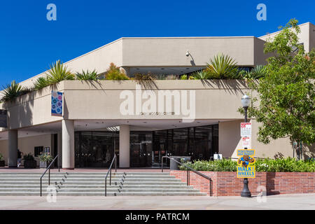 LOS ANGELES, CA/USA - OKTOBER 4, 2014: Johannes Holz- Center auf dem Campus der UCLA. Stockfoto