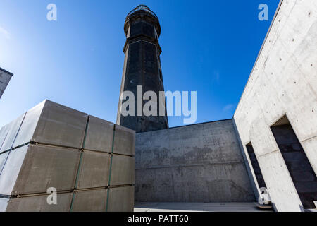 Leuchtturm und Visitors Center, Ponta Dos Capelinhos, Insel Faial, Azoren, Portugal Stockfoto