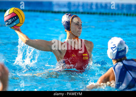 25. Juli 2018, Bernat Picornell Pools, Barcelona, Spanien; das 33. Europäische Wasser Polo Meisterschaften, Spanien Frauen versus Griechenland Frauen; Bea Ortiz Angriff von Spanien Stockfoto