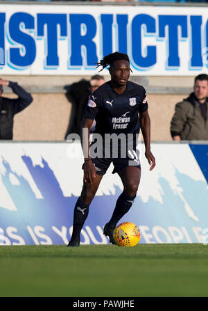 Balmoor Stadion, Peterhead, Großbritannien. 25. Juli, 2018. Scottish League Cup, Gruppe D, Peterhead gegenüber Dundee, Dundee Jean Alassane Mendy Credit: Aktion plus Sport/Alamy leben Nachrichten Stockfoto