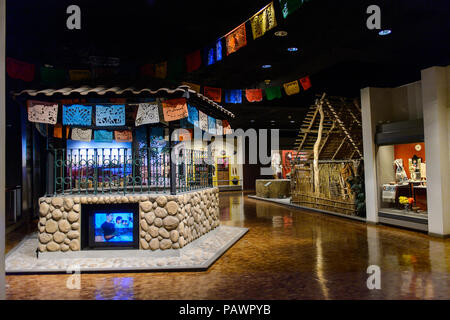 Mexiko City, MEX - 27.Oktober 2016: ausstellungsexponaten der Nationalen Anthropologischen Museum (Museo Nacional de Antropologia, MNA), dem größten und am meisten besuchten Stockfoto
