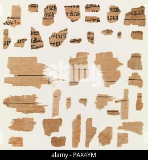 Fragmente aus dem Totentempel Papyrus von Khamhor. Abmessungen: Verschiedene. Dynastie: Dynasty 19-26. Datum: 664-525 v. Chr.. Museum: Metropolitan Museum of Art, New York, USA. Stockfoto