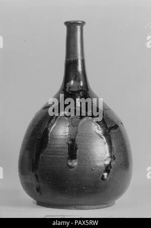 Flasche. Kultur: Japan. Abmessungen: H.10 cm. (26,4 cm); Durchm. 6 1/4 in. (15,9 cm). Datum: Ca. 1630. Museum: Metropolitan Museum of Art, New York, USA. Stockfoto