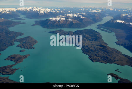 Luftbild des Lago San Martin, Patagonien, oder Lago O'Higgins, und der Südlichen Patagonischen Eisfeld. Argentinien und Chile Stockfoto