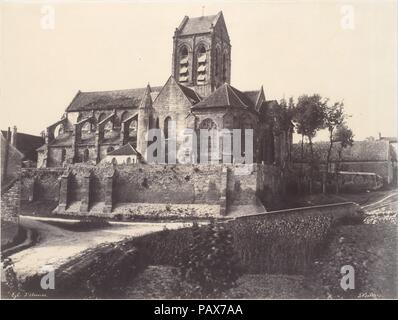 Eglise d'Auvers. Artist: Édouard Baldus (Französisch, geboren Preußen, 1813-1889). Abmessungen: 32,4 x 43,2 cm. (12 3/4 x 17 in.). Datum: 1855-57 1855, gedruckt. Museum: Metropolitan Museum of Art, New York, USA. Stockfoto