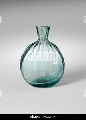 Flasche. Kultur: American. Abmessungen: H.3 3/8 in. (8,6 cm). Datum: 1800-1830. Museum: Metropolitan Museum of Art, New York, USA. Stockfoto