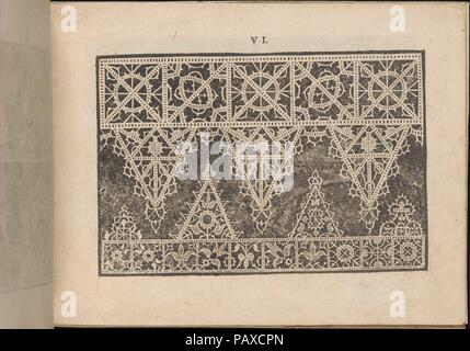 Prima Parte de' Fiori, e Disegni di varie Sorti di Ricami Modernisieru, Seite 6 (Vorderseite). Autor: Giovanni Battista Ciotti (Italienisch, geboren Siena, Ca. 1560). Abmessungen: Insgesamt: 5 5/16 x 7 5/16 in. (13,5 x 18,5 cm). Erschienen in: Venedig. Herausgeber: Francesco de' Franceschi (Italienisch, Aktiv 16. Jahrhundert). Datum: 1591. Von Giovanni Battista Ciotti, veröffentlicht von Francesco de' Franceschi, Italienisch, Aktiv 16. Jahrhundert geschrieben. Von oben nach unten und von links nach rechts: Design aus 3 horizontalen Registern. Startseite Registrieren ist dekoriert mit bunten Quadrate, die ein sich wiederholendes Muster aus Kreisen mit Stockfoto