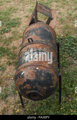 KRUMOVO, Plovdiv, Bulgarien - 29 April 2017: Aviation Bombe im Luftfahrtmuseum in der Nähe von Flughafen Plowdiw, Bulgarien Stockfoto