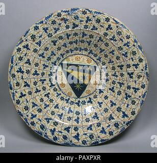 Gericht. Kultur: Spanisch. Maße: Gesamt: 17 cm. (45,1 cm). Datum: 1430-1460. Museum: Metropolitan Museum of Art, New York, USA. Stockfoto