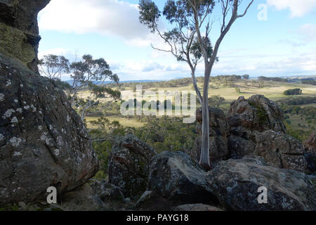 Blick über Macedon vom Hanging Rock, Victoria, Australien. Stockfoto