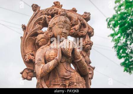 Antike alte steinerne Götzen an, Gujarat, Indien Stockfoto