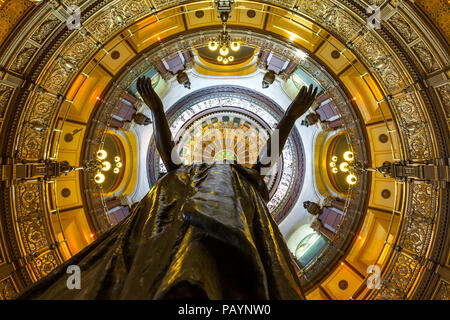 SPRINGFIELD, Illinois - Juli 11, 2018 - Blick in das Innere der Illinois State Capitol Stockfoto