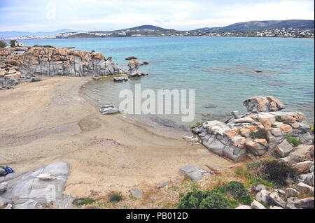 Geologische Formation auf Steine Kolymbithres Strand, Insel Paros, Griechenland Stockfoto